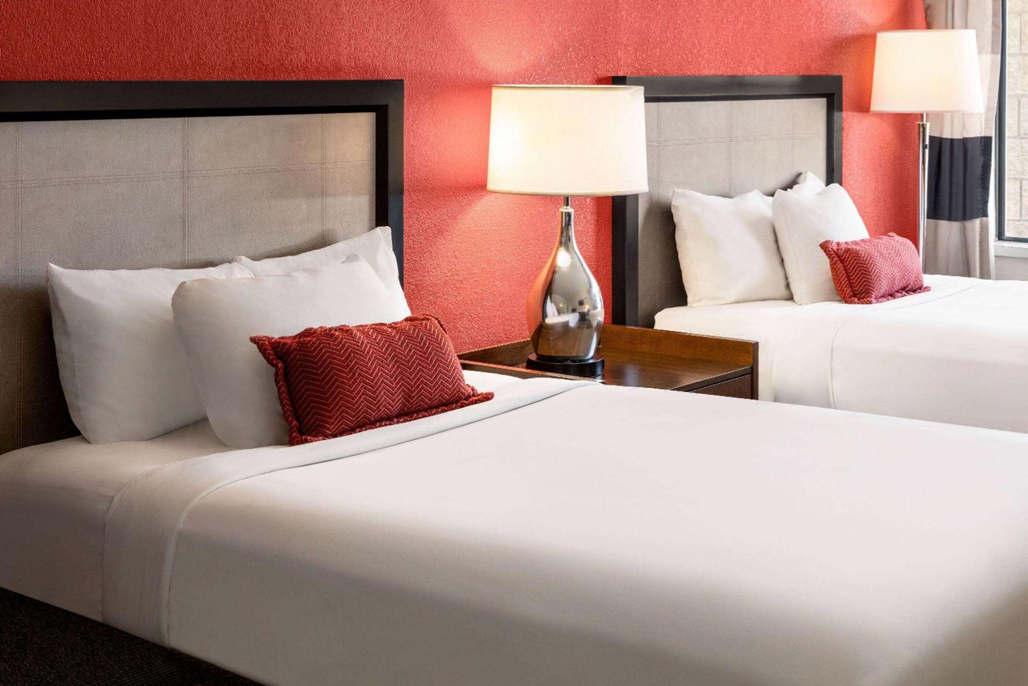 Ramada By Wyndham Albuquerque Airport Otel Dış mekan fotoğraf