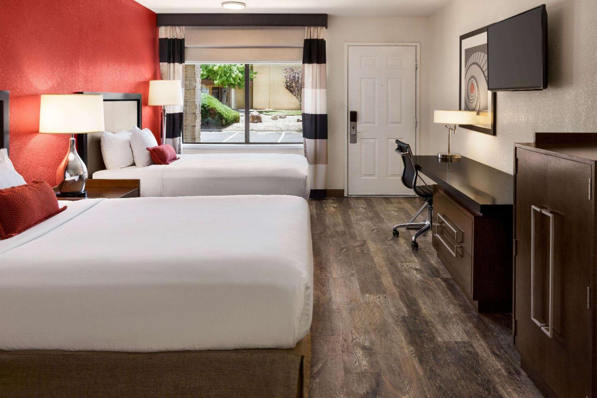 Ramada By Wyndham Albuquerque Airport Otel Dış mekan fotoğraf