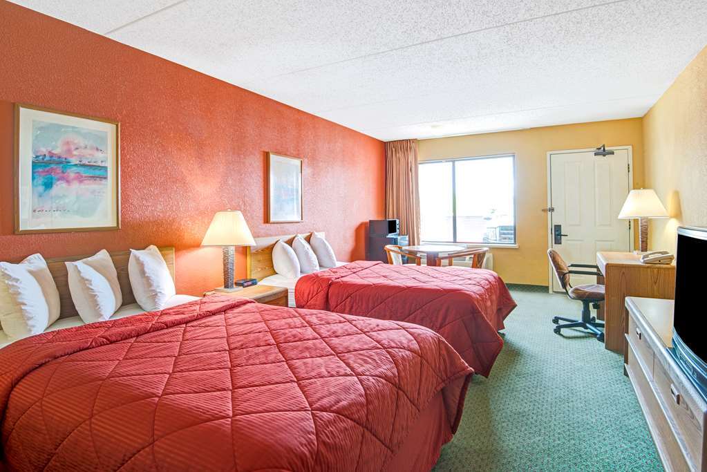 Ramada By Wyndham Albuquerque Airport Otel Oda fotoğraf