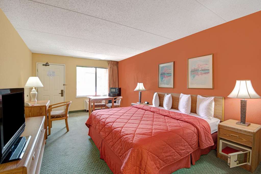 Ramada By Wyndham Albuquerque Airport Otel Oda fotoğraf