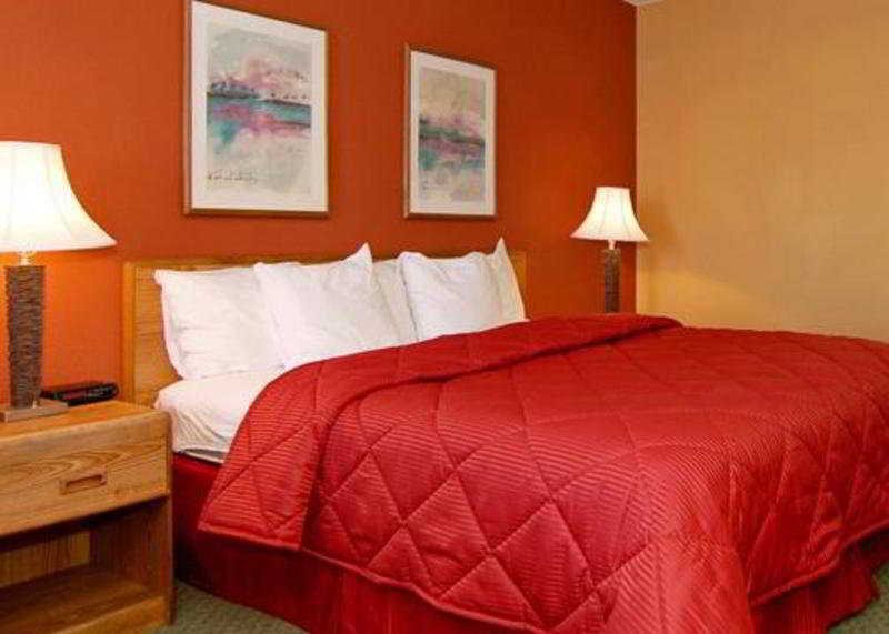 Ramada By Wyndham Albuquerque Airport Otel Oda fotoğraf