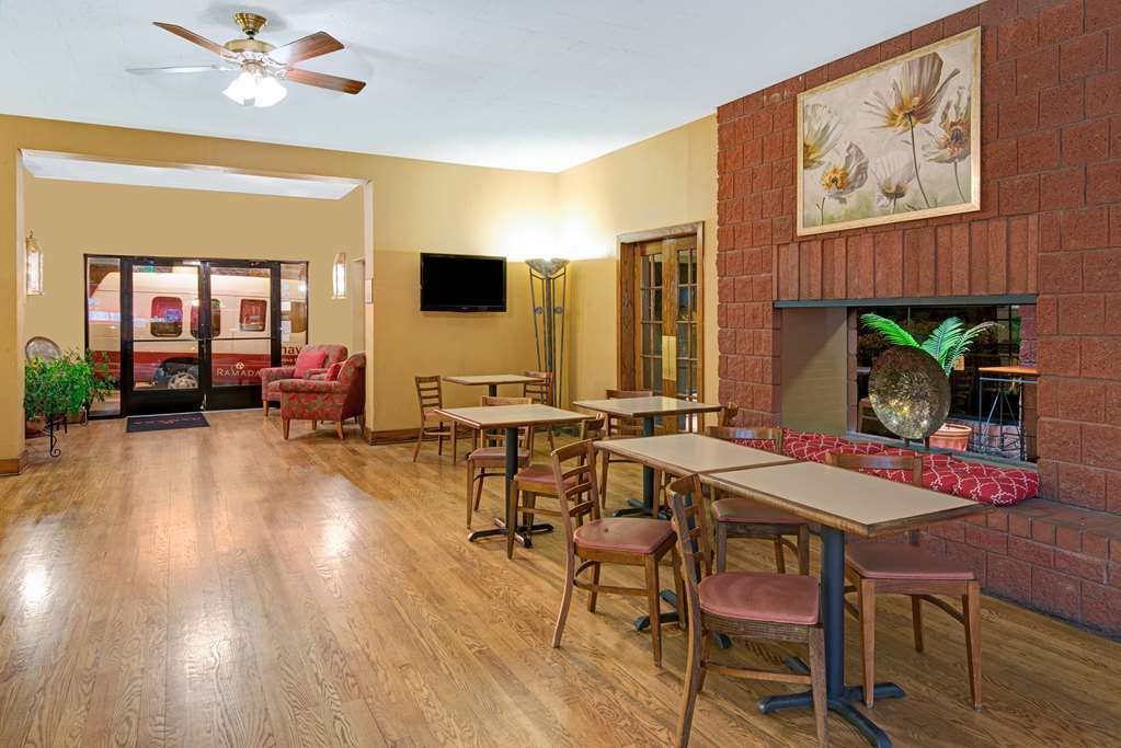 Ramada By Wyndham Albuquerque Airport Otel İç mekan fotoğraf